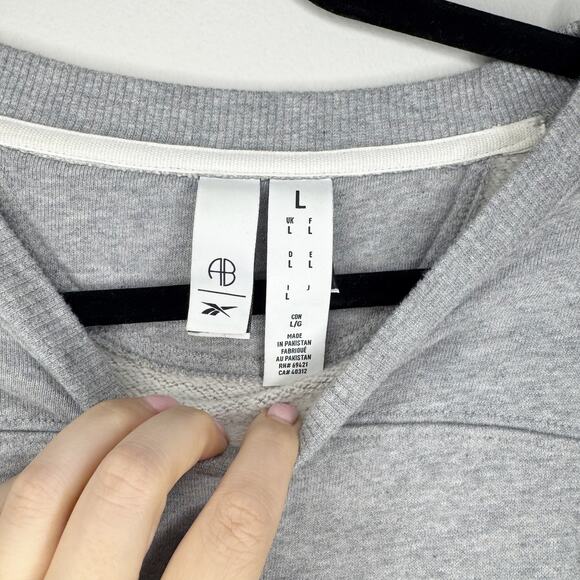 Anine Bing x Reebok Oversized  Crewneck Sweatshirt Large - Picture 6 of 9